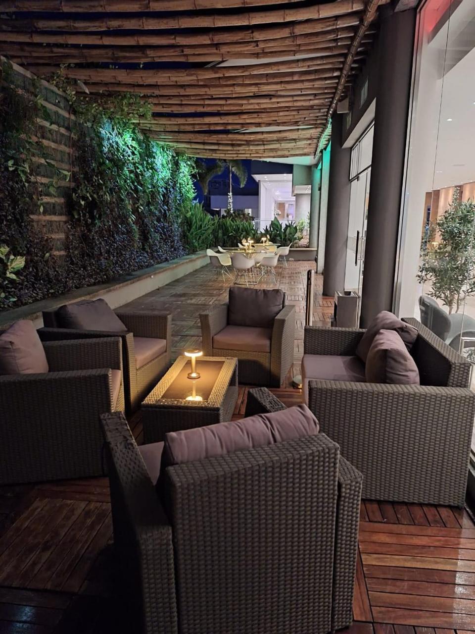 Rosa Bela Hotel & Convention Center Puerto Ordaz Eksteriør bilde